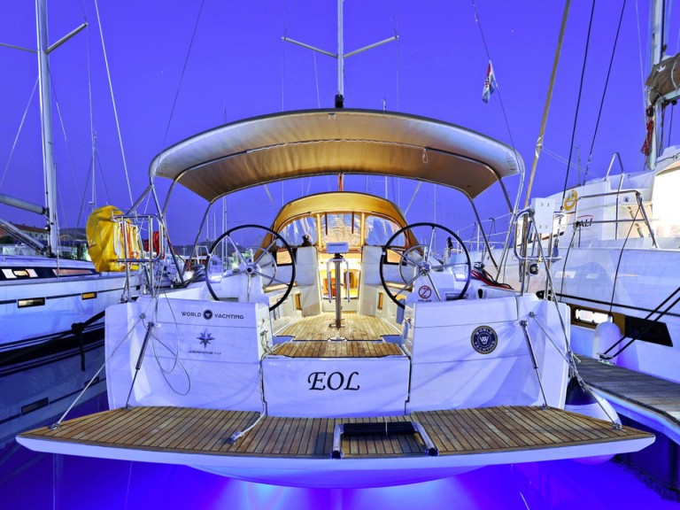 Louer Voilier avec ou sans skipper Jeanneau à Sibenik