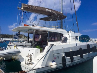 Catamaran to hire Port de Lefkada at the best price