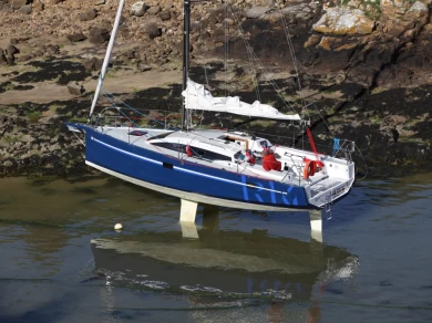 Louez un RM RM 890 BIQUILLE à La Trinité-sur-Mer
