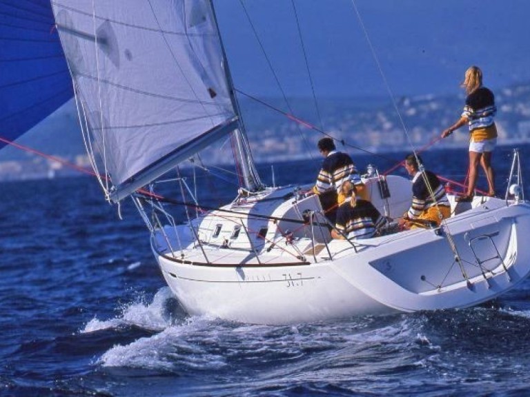 Location bateau Arzon pas cher First 31.7