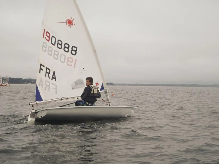 Louez un LASER PERFORMANCE Laser Solo à Carnac