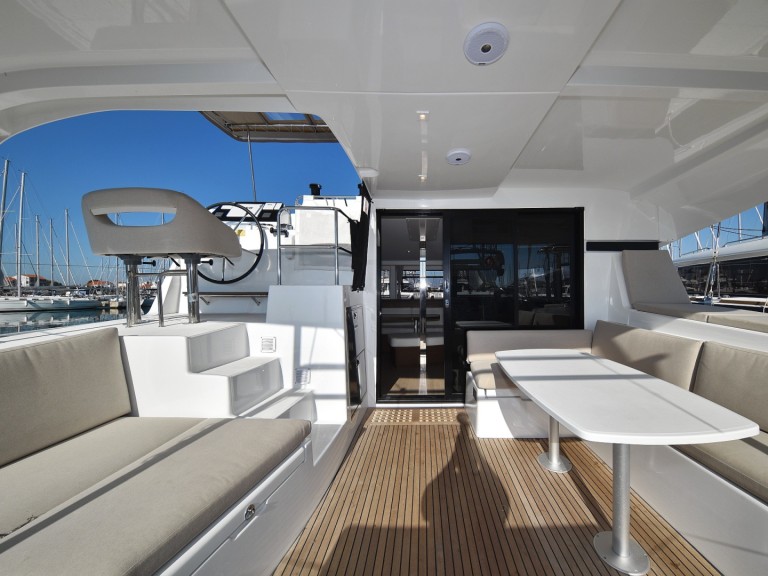 Louer Catamaran avec ou sans skipper Lagoon à Sukošan