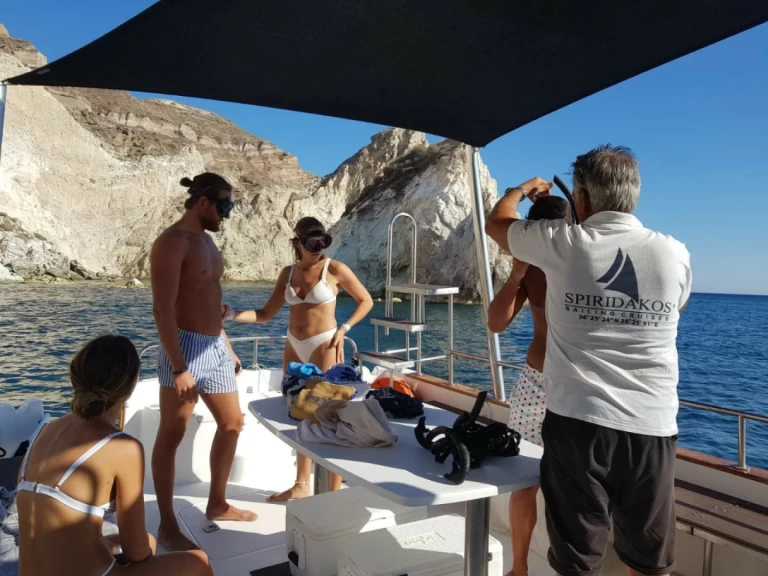 Location Bateau à moteur à Órmos Ammoúdi - Kreta Mare 32