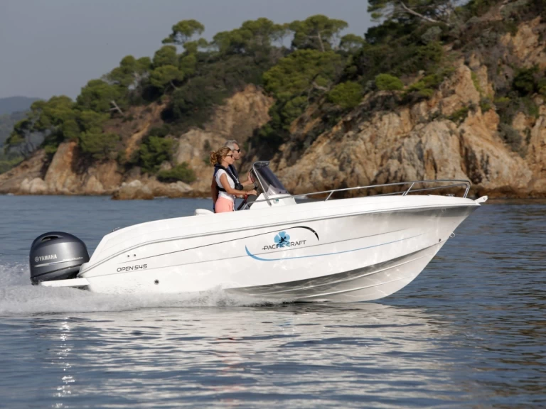 Location bateau Pacific Craft PACIFIC CRAFT 545 à Marseille sur Samboat