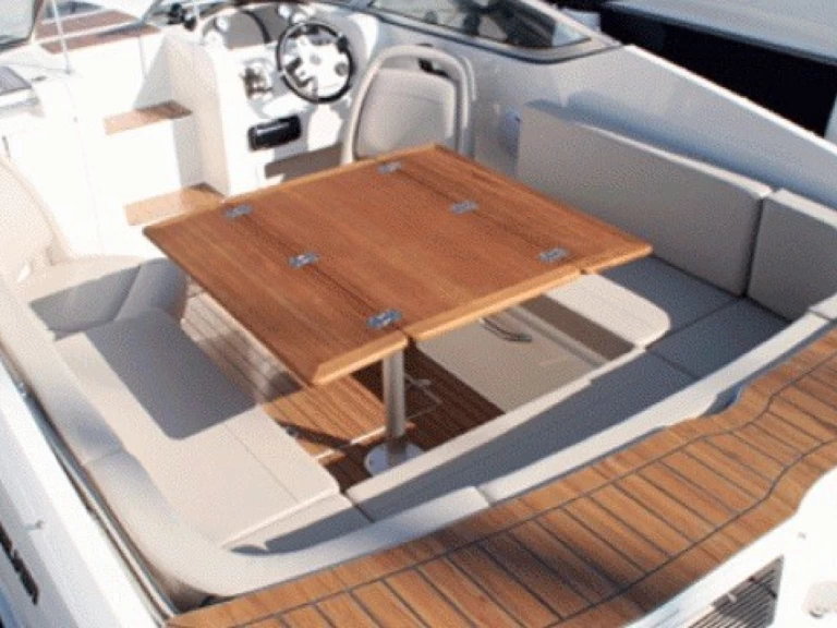 Bateau à moteur à louer à Marseille au meilleur prix