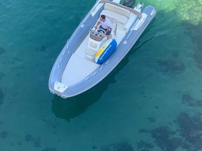 Location Semi-rigide à Marseille - Nuova Jolly Nuova Jolly 630