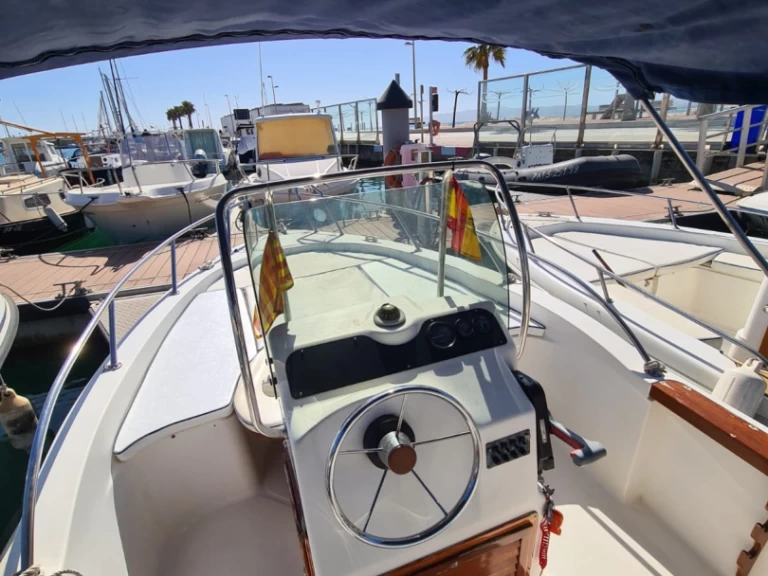 Location à l'Estartit - Capelli Cap 18 sur SamBoat