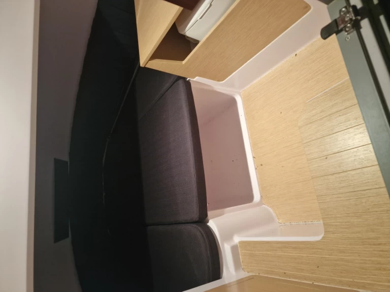 Bateau à moteur à louer à Trogir au meilleur prix