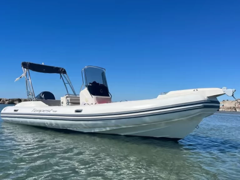 Capelli Tempest 700 luxe  a louer à Lège-Cap-Ferret