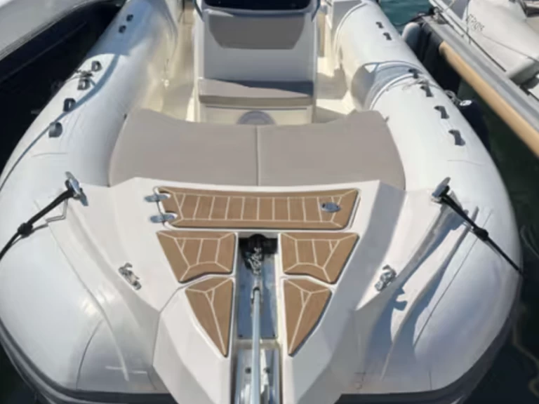 Location à Lège-Cap-Ferret - Capelli Tempest 700 luxe  sur SamBoat