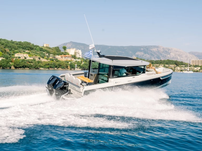 Louer Bateau à moteur avec ou sans skipper Saxdor à Gouviá