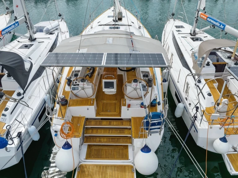 Elan Impression 514 a louer à Pirovac