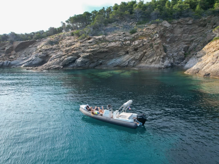 Location à Cavalaire-sur-Mer - Saver Saver Mg 698 sur SamBoat