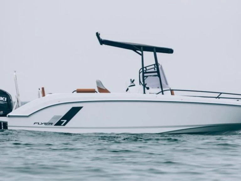 Location bateau Bénéteau Flyer 7 à Cavalaire-sur-Mer sur Samboat