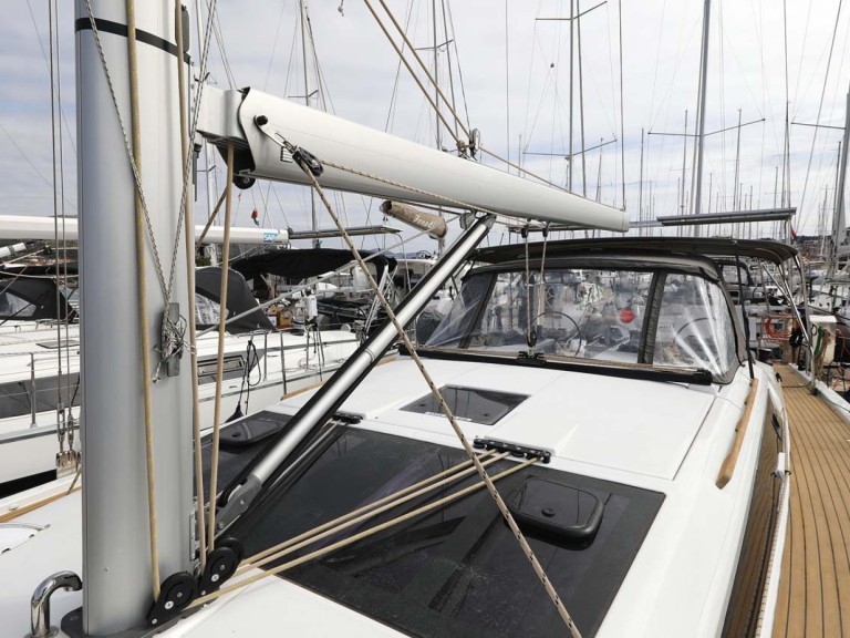 Location bateau Trogir pas cher Dufour 430