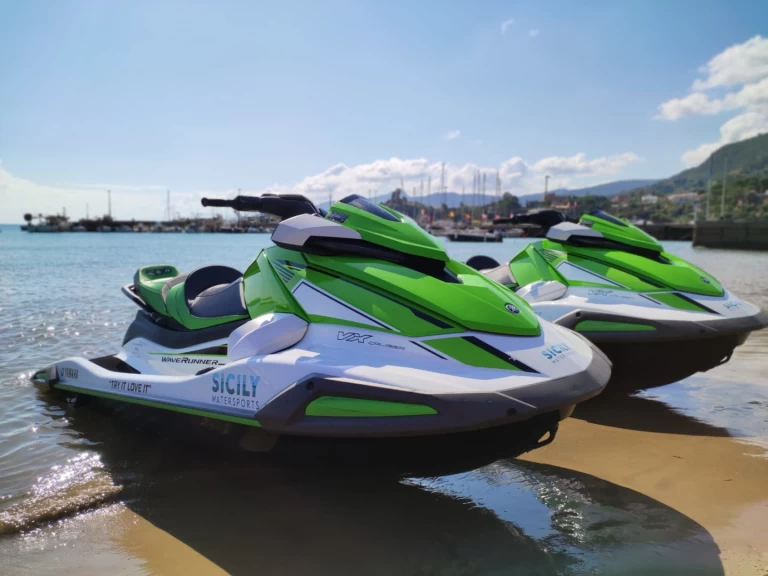 Jet ski à louer à Letojanni au meilleur prix