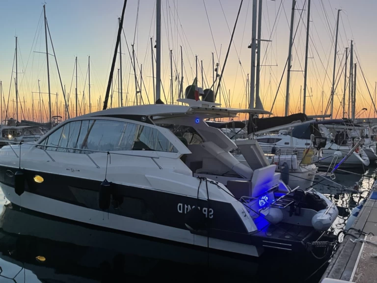 Location bateau Rio Yachts 42 Air à Nettuno sur Samboat