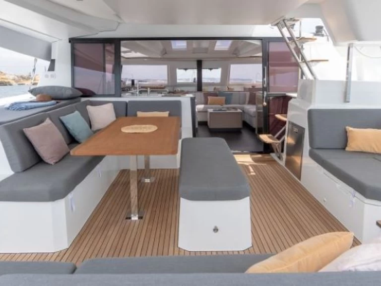 Location bateau Fountaine Pajot Elba 45 à Frenchtown sur Samboat