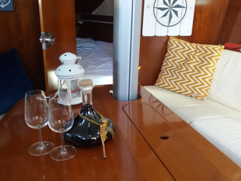 Location bateau Lisbonne pas cher First 31.7