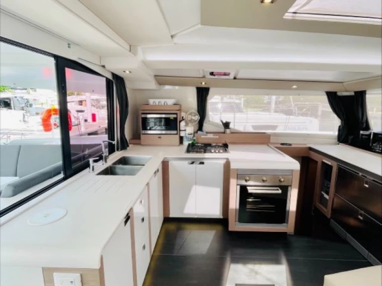 Fountaine Pajot Tanna 47 a louer à Road Town