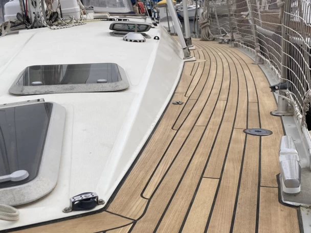 Location à La Seyne-sur-Mer - Jeanneau Sun Odyssey 45.1 sur SamBoat