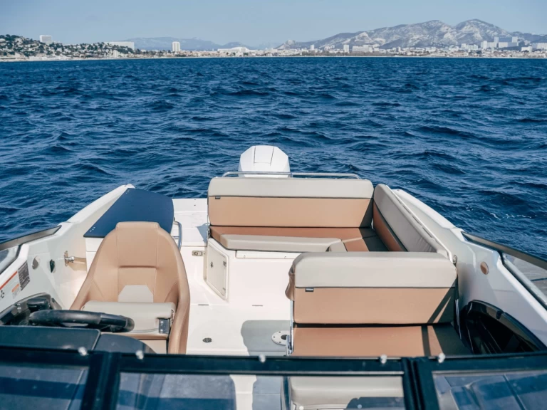 Location Bateau à moteur à Marseille - Quicksilver Activ 755 Cruiser