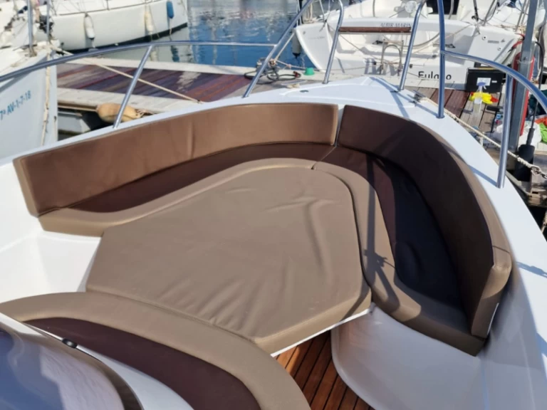 Bateau à moteur à louer à Altea au meilleur prix