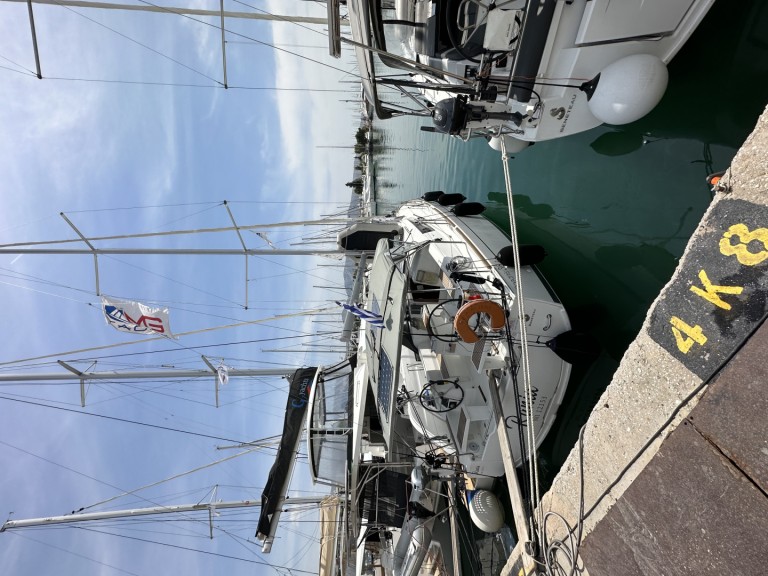 Location bateau Álimos pas cher Oceanis 38.1