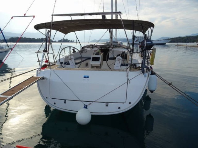 Location bateau Alimos Marina pas cher Cruiser 46