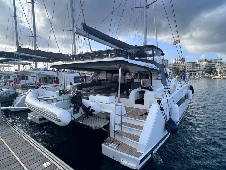 Location à Sant Antoni de Portmany - Fountaine Pajot Aura 51 sur SamBoat