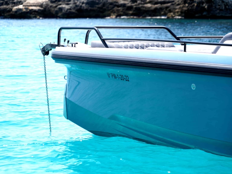 Location Bateau à moteur à Cala d'Or - Axopar 37 Sun Top Brabus line