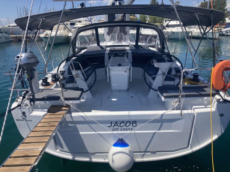 Location à Álimos - Bénéteau Oceanis 46.1 sur SamBoat