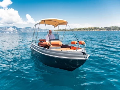 Noleggiare una Karel Ithaka 550 a Vieux port de Corfou