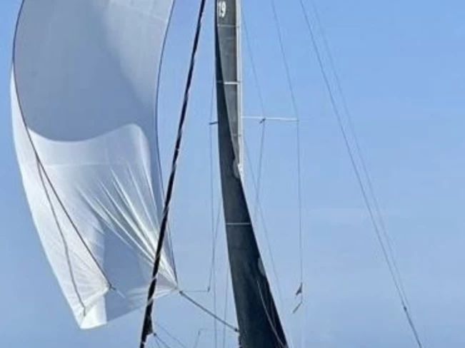 Location Voilier Bénéteau avec permis