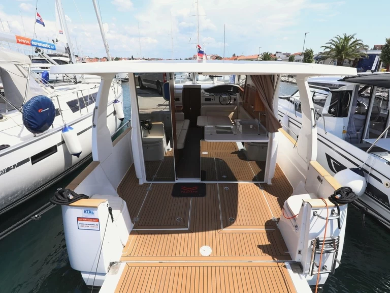 Location bateau Biograd na Moru pas cher Greenline 33