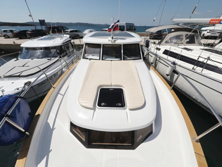 Location bateau Greenline Yachts Greenline 33 à Biograd na Moru sur Samboat