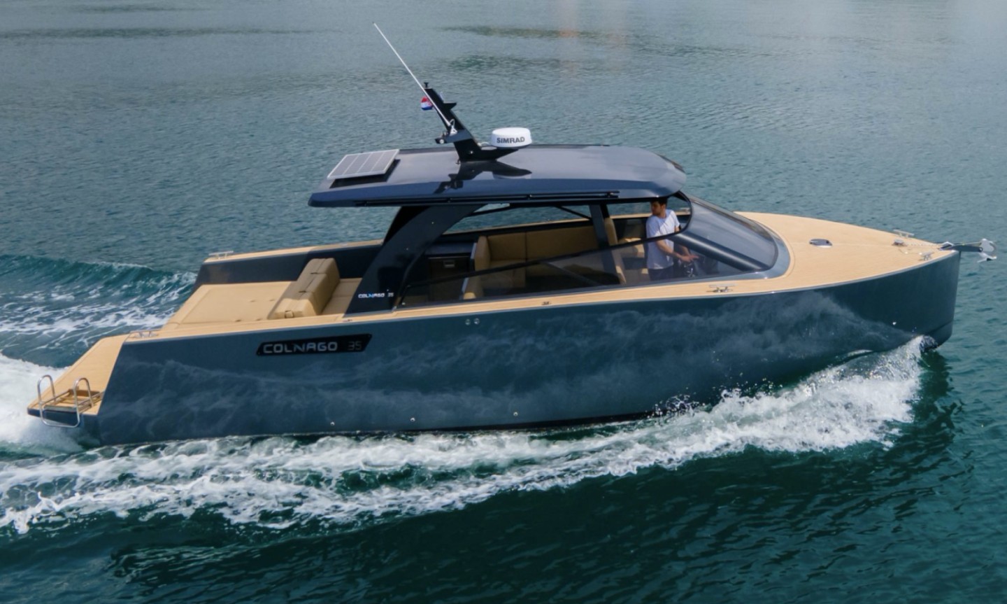 Colnago 35 Open eco solar motor yacht charter in Makarska, Croatia