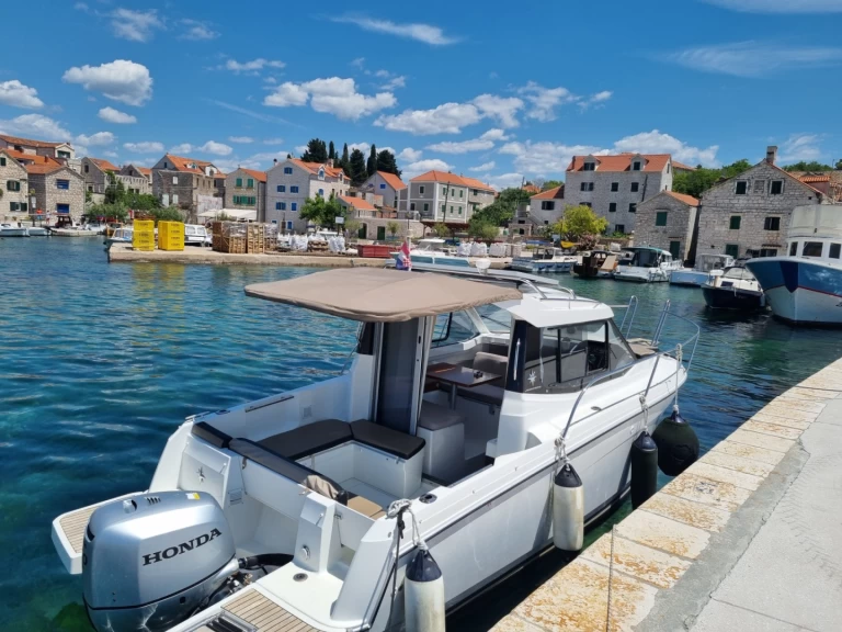 Location bateau Jeanneau Merry Fisher 695 à Sibenik sur Samboat