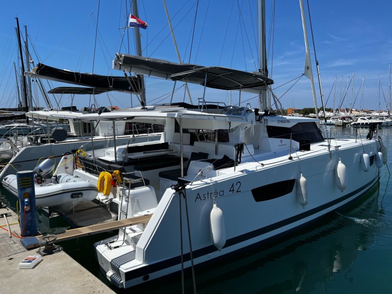 Location Catamaran à Sukošan - Fountaine Pajot Astrea 42