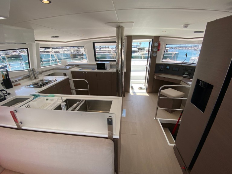 Location à Sukošan - Fountaine Pajot Astrea 42 sur SamBoat