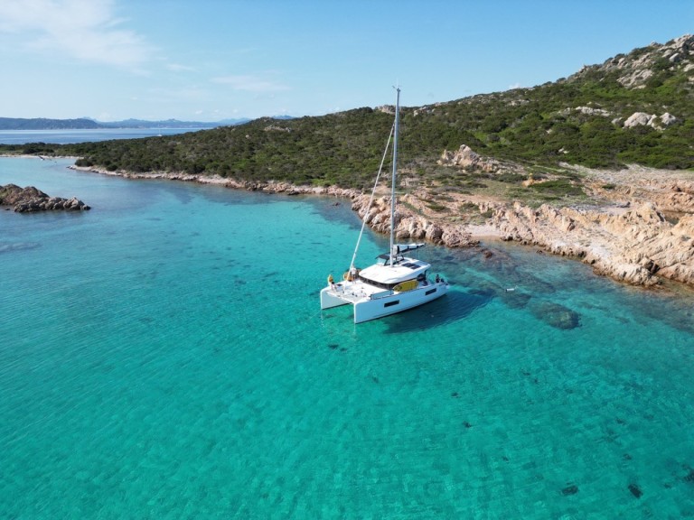 Lagoon Lagoon 40 a louer à Marina Cala dei Sardi