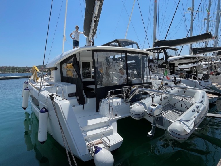 Location à Cugnana Verde - Lagoon Lagoon 40 sur SamBoat