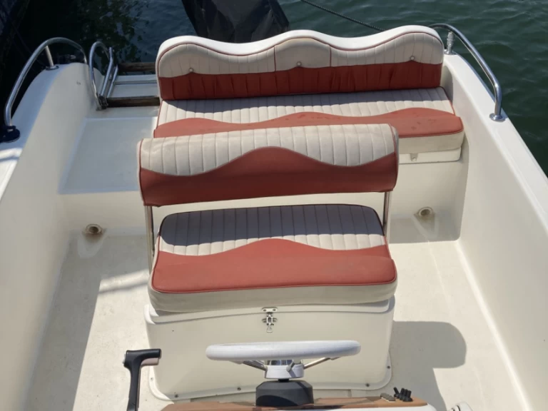 Location Bateau à moteur à Lyon - Artemide 500