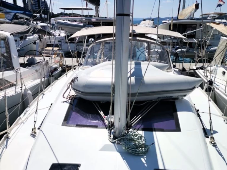 Location bateau Sibenik pas cher Dufour 412 Grand Large