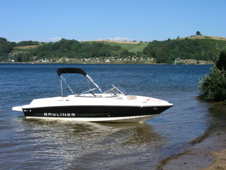 Location à Salles-Curan - Bayliner Bayliner 175 GT sur SamBoat