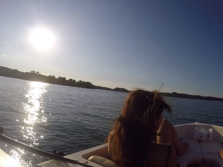 Location Bateau à moteur à Salles-Curan - Bayliner Bayliner 175 GT