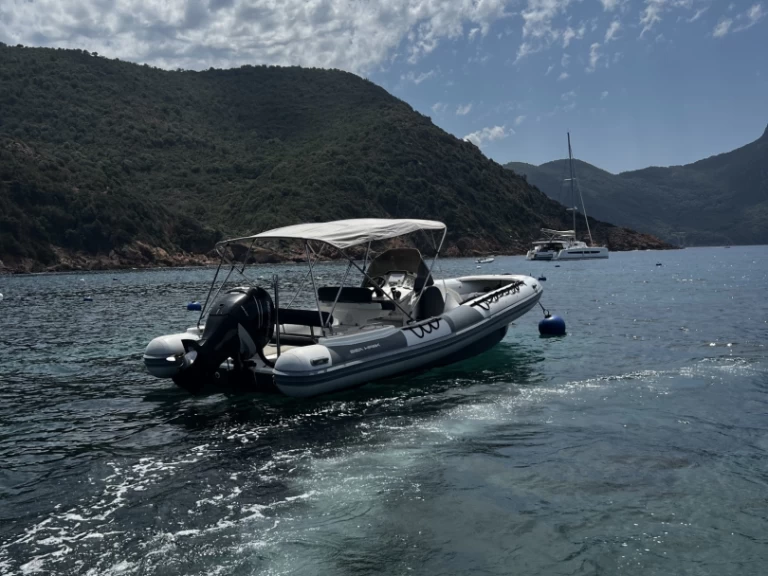 Location Semi-rigide Kelt avec permis