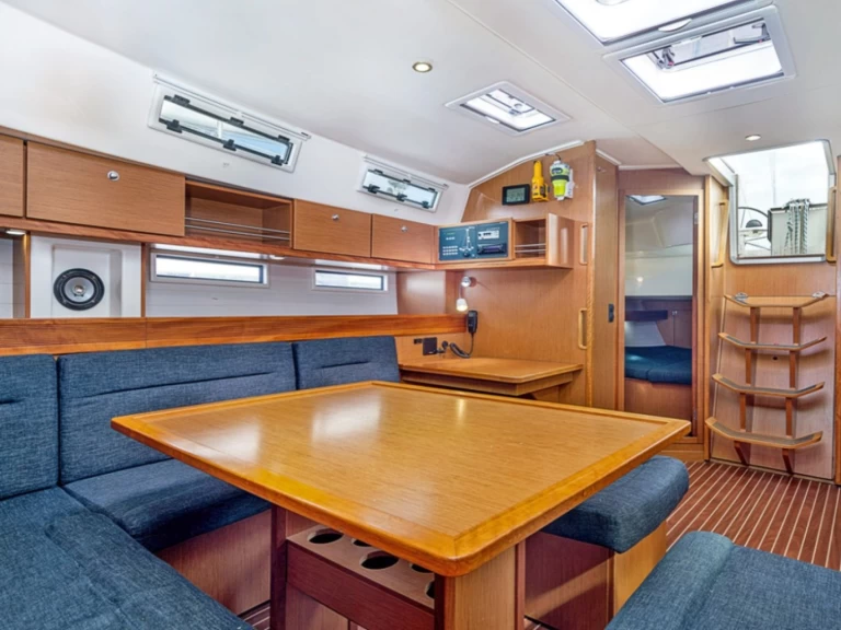 Bavaria Cruiser 45 a louer à Breege