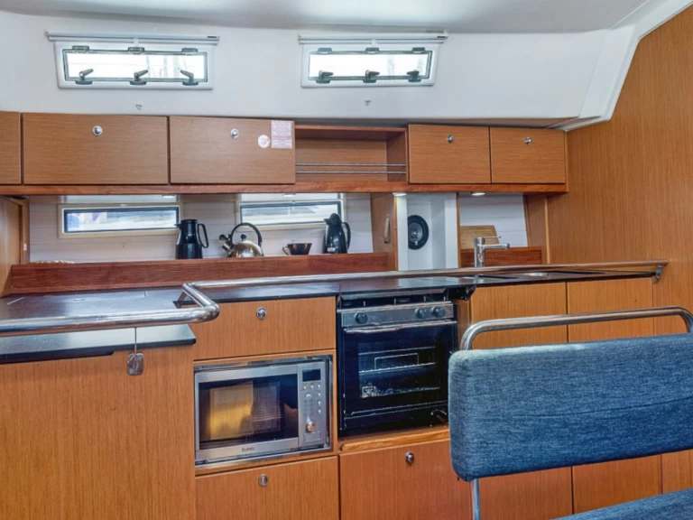 Location à Breege - Bavaria Cruiser 45 sur SamBoat