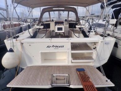 Sailboat to hire Biograd na Moru at the best price